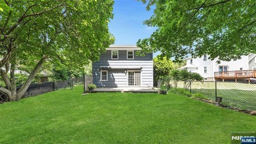 106 Hillside Ave, Cresskill, NJ, 07626-1612 | Card Image