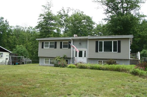 243 Brickett Hill Rd, Pembroke, NH, 03275-3305 | Card Image