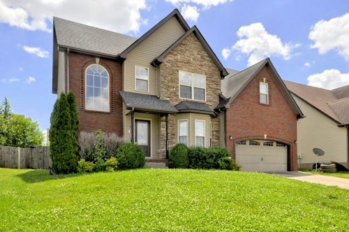 3723 Tradewinds Ter, Clarksville, TN, 37040-6328 | Card Image
