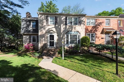 1846 Golf View Ct, RESTON, VA, 20190-4701 | Card Image