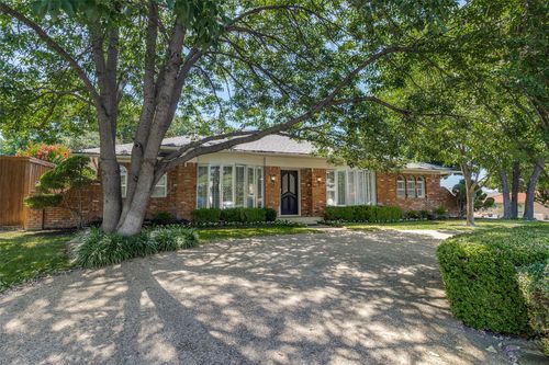 9406 Arborhill Dr, Dallas, TX, 75243-6002 | Card Image