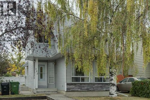 152 Sandstone Rd Nw, Calgary, AB, T3K2X9 | Card Image