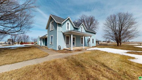 204 N Lubeck St, Holstein, IA, 51025-5119 | Card Image