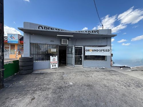 4190 E 4th Ave, Hialeah, FL, 33013-2304 | Card Image