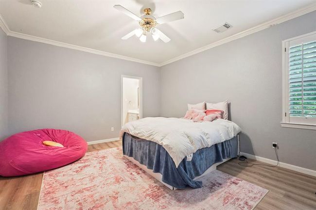 Upstairs bedroom 3 | Image 40