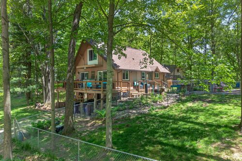 191-8104 Tanglewood Trl, Canadian Lakes, MI, 49346-9757 | Card Image