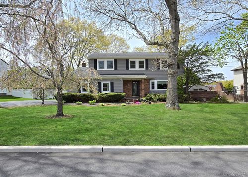 42 Morris Avenue, Brookhaven, NY, 11738 | Card Image