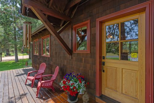 12302 Summer Ln, Camp Sherman, OR, 97730-9708 | Card Image