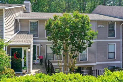 508 Wynnes Ridge Cir Se, Marietta, GA, 30067-8447 | Card Image