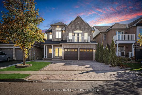 51 El Camino Way, Brampton, ON, L7A3C5 | Card Image