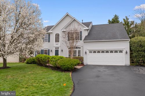 24209 Hailey Dr, Damascus, MD, 20872-2260 | Card Image