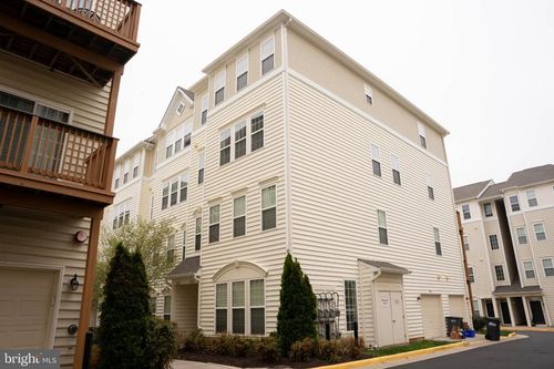 42294 San Juan Ter, ALDIE, VA, 20105-5513 | Card Image