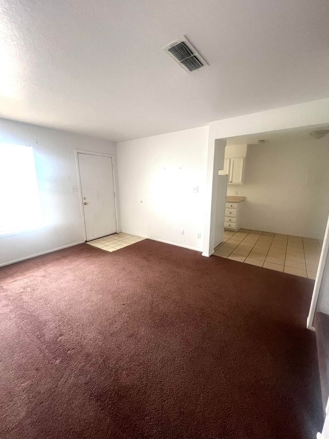 802 Matthew St, Townhouse with 2 bedrooms, 2 bathrooms and null parking in Sundown TX | Image 6