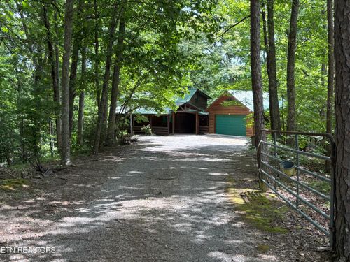 680 Old Furnace Rd, Tellico Plains, TN, 37385-6914 | Card Image