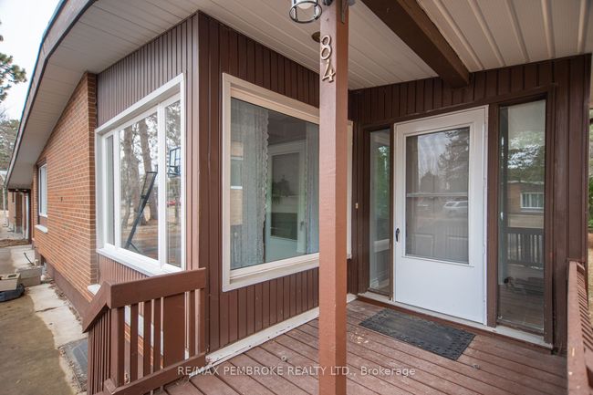 84 Frontenac Cres, House other with 5 bedrooms, 3 bathrooms and 4 parking in Deep River ON | Image 33