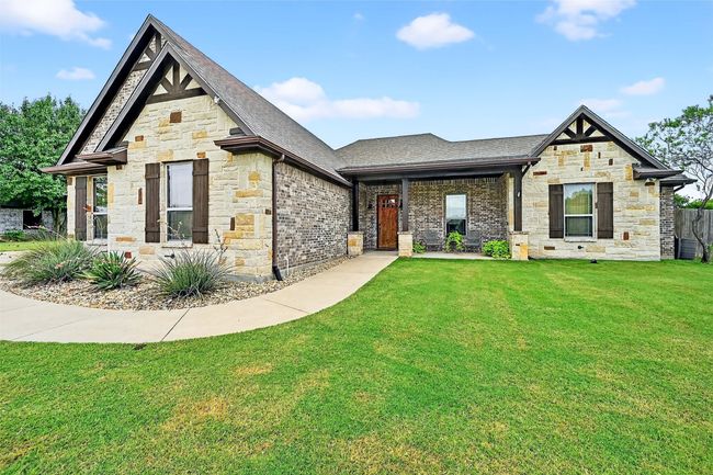 686 Cypress Point Dr, House other with 4 bedrooms, 3 bathrooms and null parking in Gunter TX | Image 6