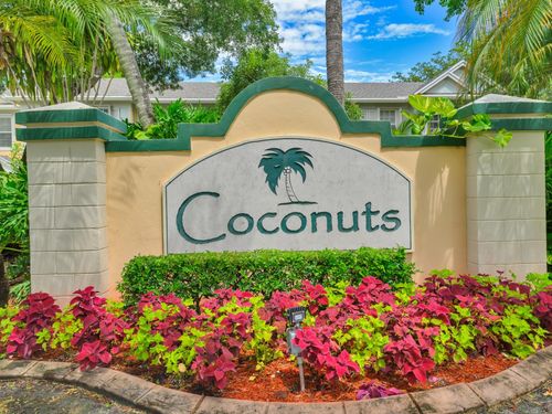 219-219 Mallory Ct, Weston, FL, 33326-3416 | Card Image