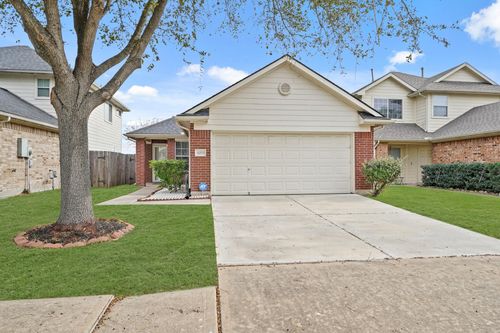 14235 Stone Cottage Ln, Houston, TX, 77047-4582 | Card Image