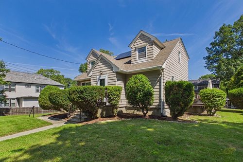844 Hood St, Fall River, MA, 02720-5602 | Card Image