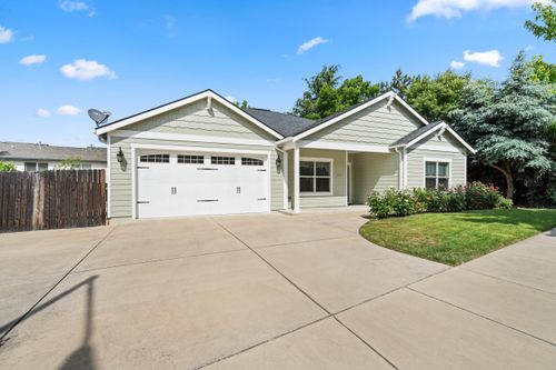 1227 Lithia Way, Talent, OR, 97540-7845 | Card Image