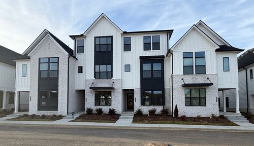 2068 Conductor Ln, Thompsons Station, TN, 37179-2940 | Card Image