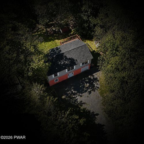 5265 Glen Ter, Coolbaugh Twp, PA, 18466-3142 | Card Image