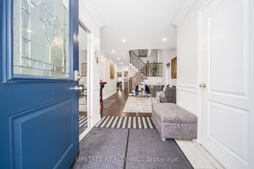 12 Bramfield St, Brampton, ON, L7A2W3 | Card Image