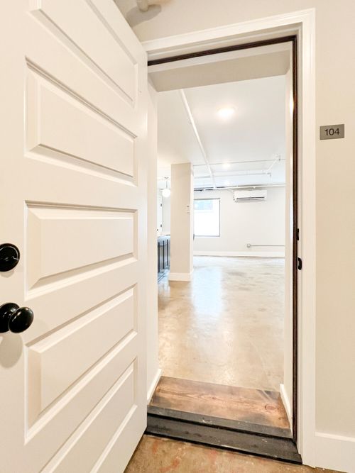 614 E Main Street, Chattanooga, TN, 37402 | Card Image