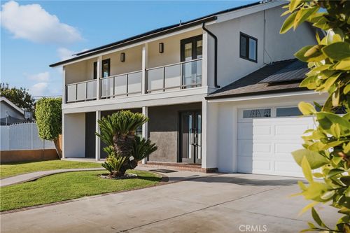 8807 El Lago Cir, Fountain Valley, CA, 92708-4305 | Card Image