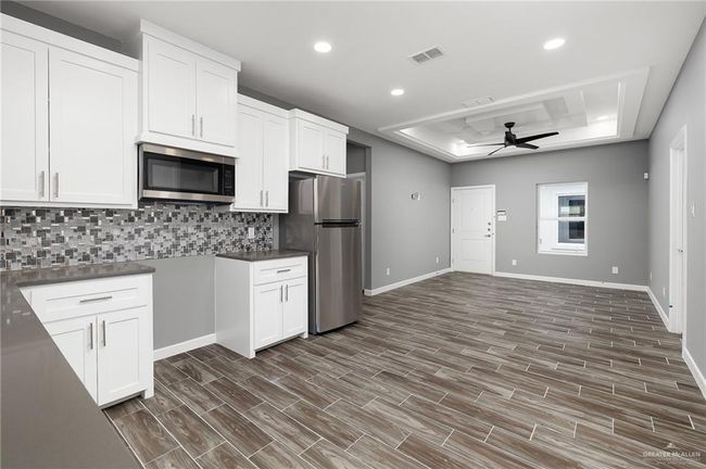 428 E Acacia St, Home with 0 bedrooms, 0 bathrooms and 8 parking in Alamo TX | Image 7