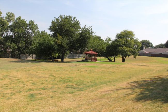 2512 Glenmore Dr, House other with 3 bedrooms, 2 bathrooms and null parking in Mesquite TX | Image 11
