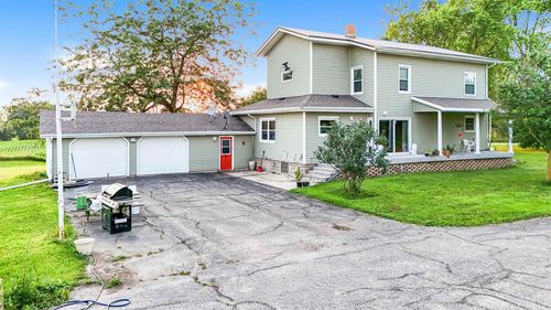 W4943 Brusewitz Road, CICERO, WI, 54106 | Card Image