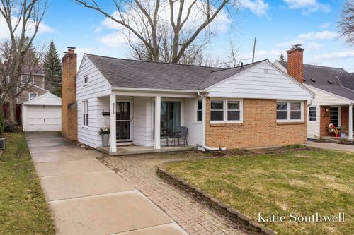 2610 Albert Dr, East Grand Rapids, MI, 49506-4706 | Card Image