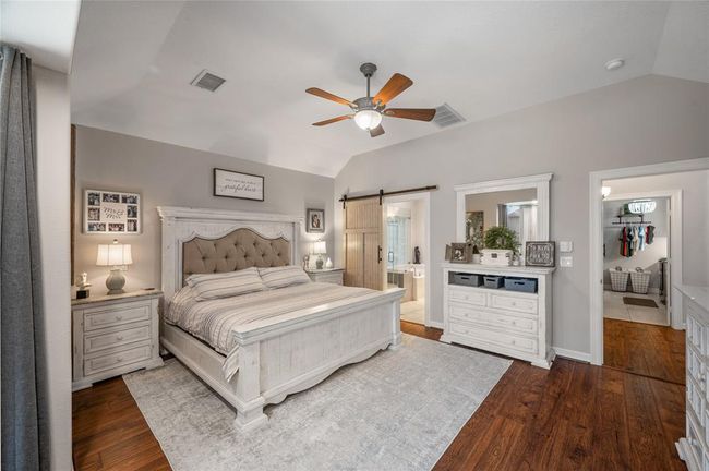 29518 Timber Trail St, House other with 5 bedrooms, 4 bathrooms and 2 parking in Spring TX | Image 27