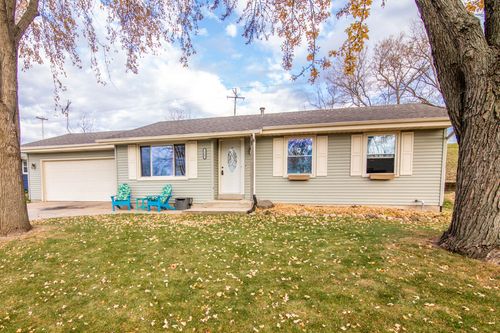 1509 Hillside Ln, Watertown, WI, 53098-3311 | Card Image