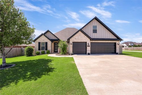 317 Penzo Ave, Tontitown, AR, 72762-3001 | Card Image