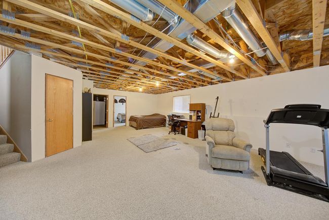 33 Family room_lower.jpg | Image 27