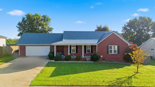 516 Chaucer Dr, Lawrenceburg, KY, 40342-1913 | Card Image