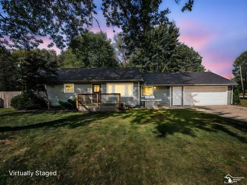 8307 Whiteford Rd, Ottawa Lake, MI, 49267-8608 | Card Image