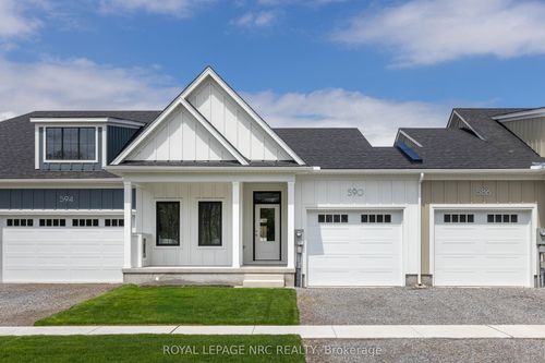 70b-70B Seneca Dr, Fort Erie, ON, L2A0G7 | Card Image