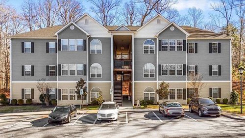 2608 Pennoak Way, Greensboro, NC, 27407-3944 | Card Image