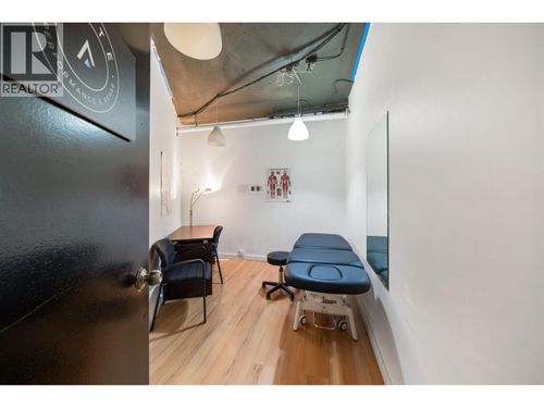 1615 E 1st Avenue, Vancouver, BC, V5L3A7 | Card Image