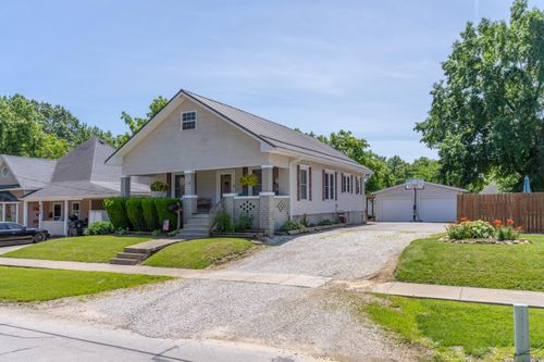618 Taylor St, MOBERLY, MO, 65270 | Card Image
