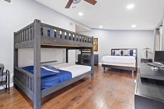 13204 Onion Creek Dr, House other with 3 bedrooms, 3 bathrooms and null parking in Manchaca TX | Image 13