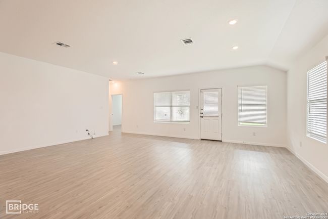 1212 Treehouse Ln, House other with 3 bedrooms, 2 bathrooms and null parking in New Braunfels TX | Image 9