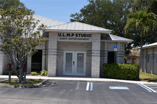 e3-418 S Tamiami Trl, Osprey, FL, 34229-9206 | Card Image