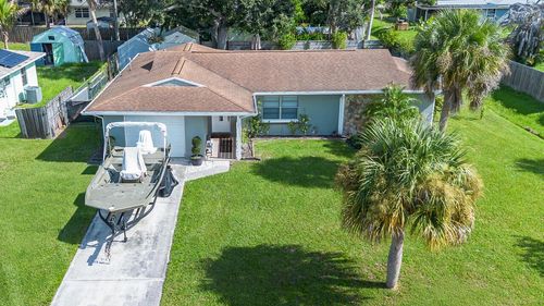 7506 Kenwood Rd, Fort Pierce, FL, 34951-2413 | Card Image