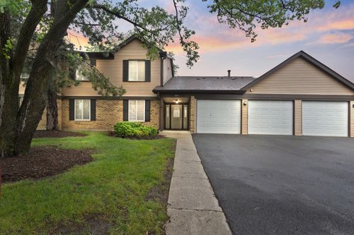 unit-4-304 Memory Ln, Westmont, IL, 60559-3088 | Card Image