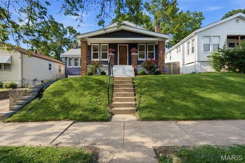 7071 Mardel Ave, Saint Louis, MO, 63109-1122 | Card Image