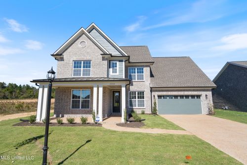 13518 Broadmore Ln, Olive Branch, MS, 38654-1487 | Card Image
